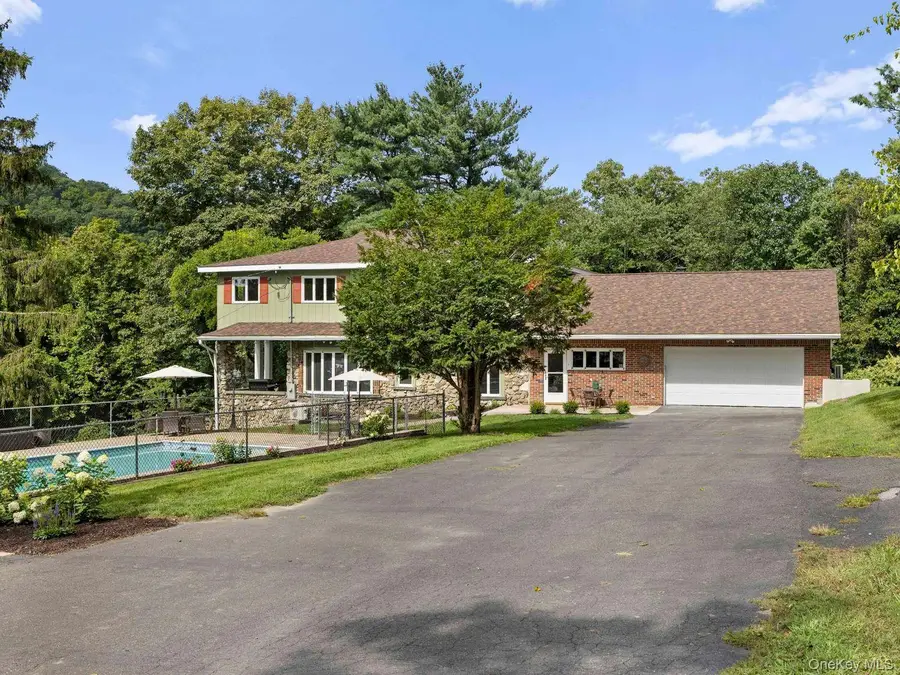 90 New Paltz Road, Highland, NY 12528 - #2