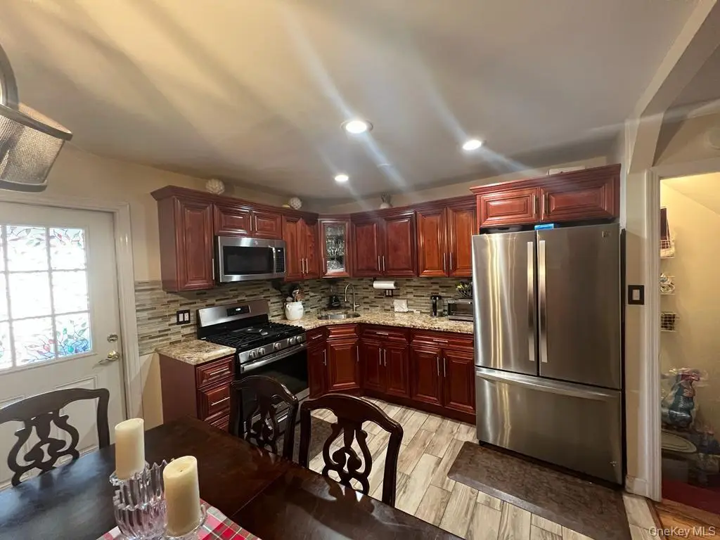 1023B E 229th Street, Bronx, NY 10466 - #1