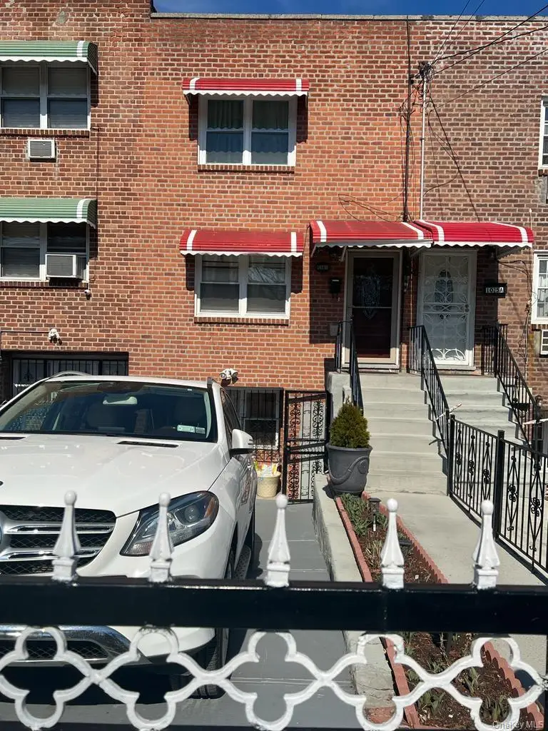 1023B E 229th Street, Bronx, NY 10466 - #2