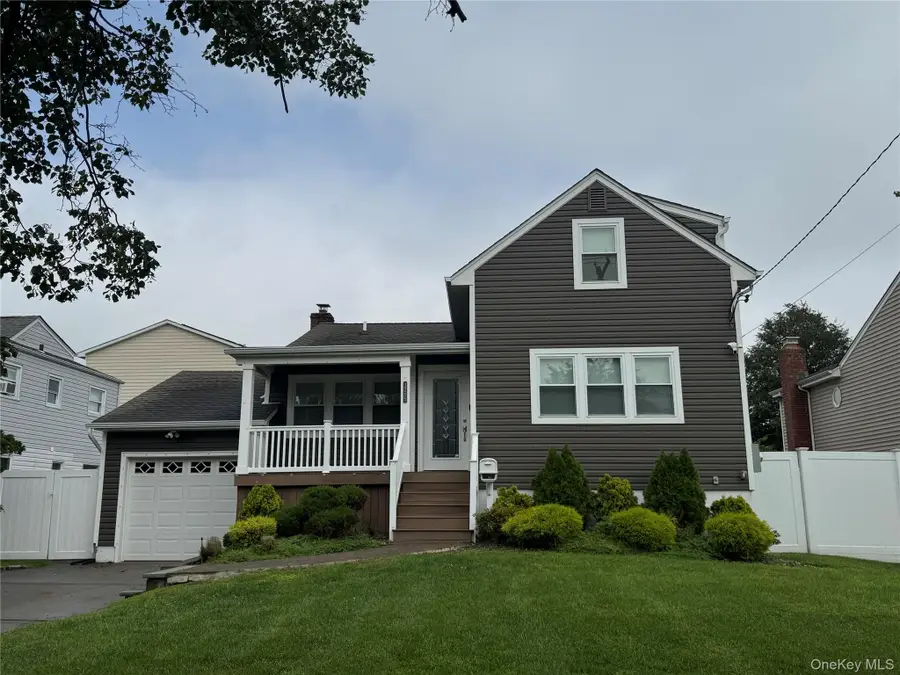 3215 Eastern Parkway, Baldwin, NY 11510 - #2