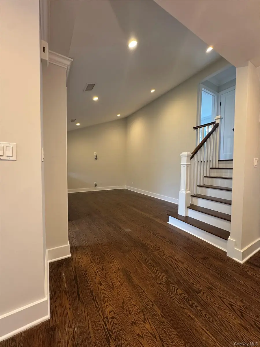 3215 Eastern Parkway, Baldwin, NY 11510 - #3