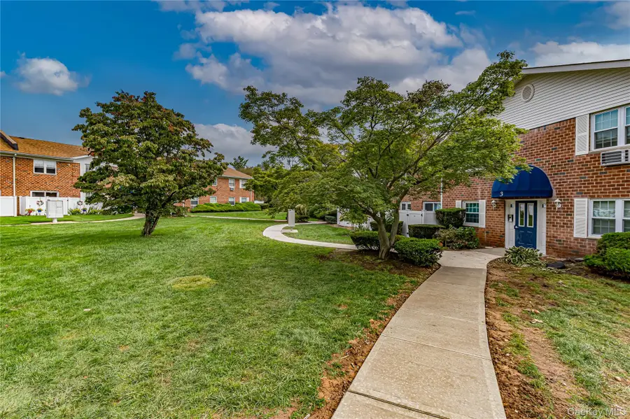 460 Old Town Road #3-O, Port Jefferson Station, NY 11776 - #3