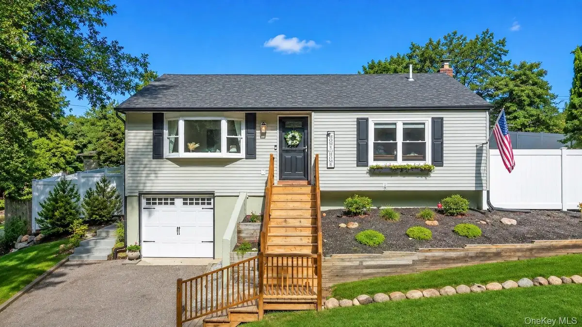 19 Hawthorne Road, Rocky Point, NY 11778 - #1