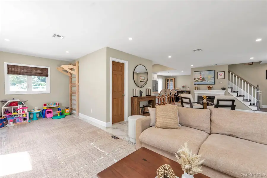 1726 Lehigh Road, Wantagh, NY 11793 - #3