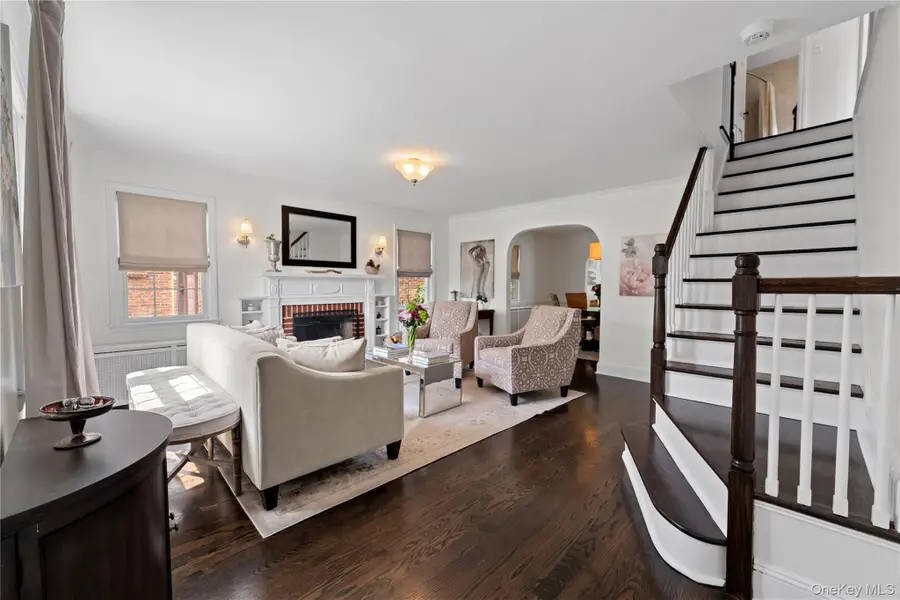 33 Ogden Avenue, East Williston, NY 11596 - #3