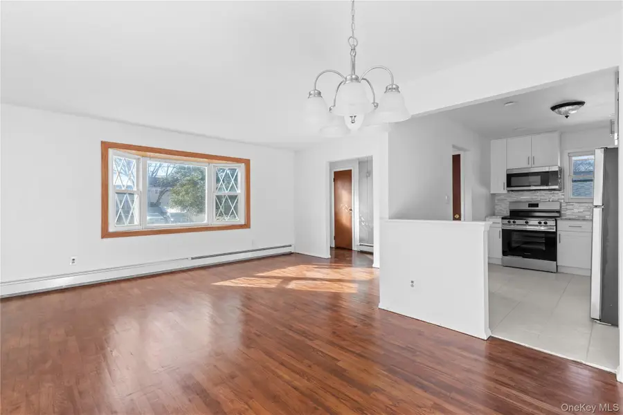 345 41 St Street, Copiague, NY 11726 - #2