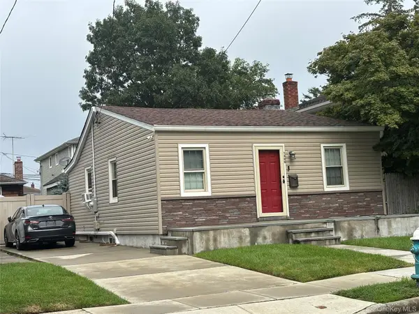 1386 M Street, Elmont, NY 11003