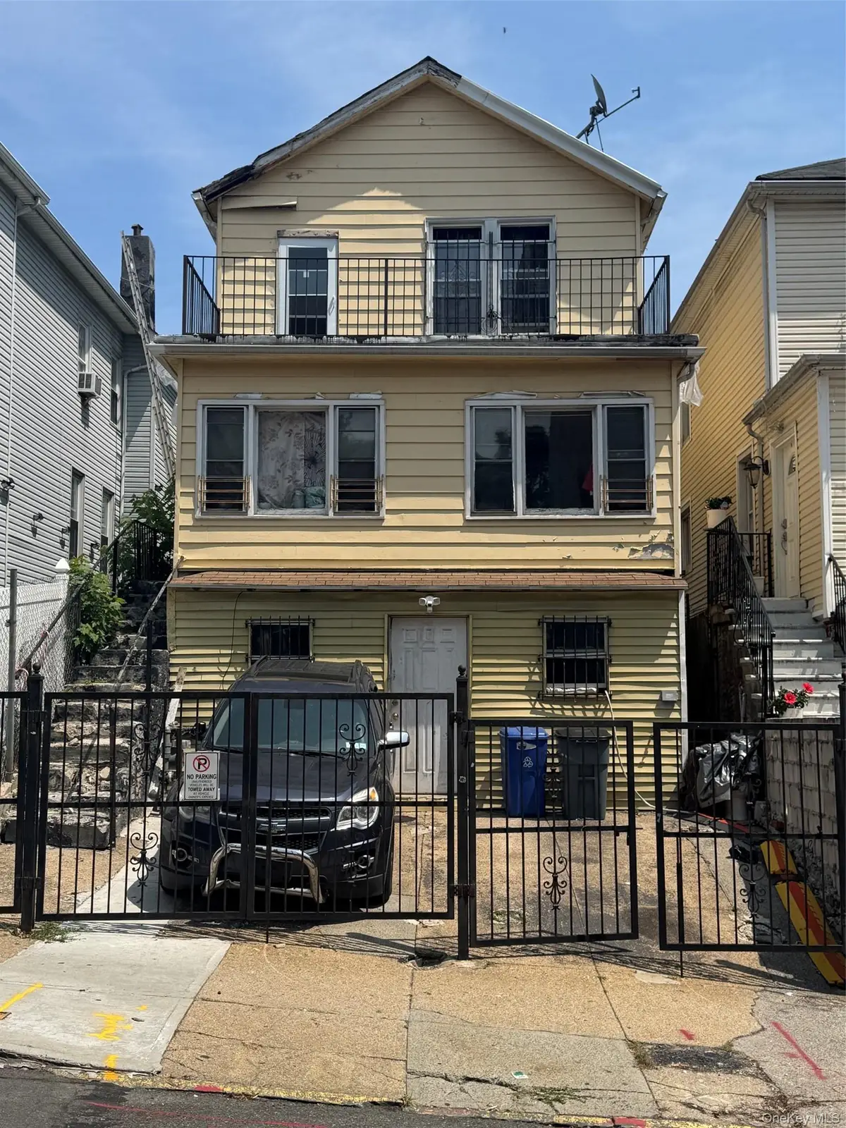 1914 Hennessy Place, Bronx, NY 10453 - #1
