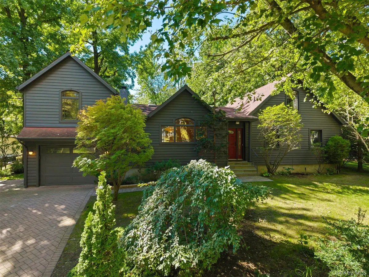 61 Stony Run, New Rochelle, NY 10804 - #1