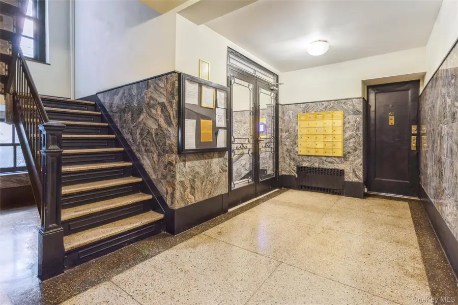 68-36 Burns Street #D1, Forest Hills, NY 11375 - #3