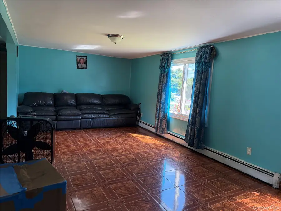 73 Michigan Avenue, Bay Shore, NY 11706 - #3