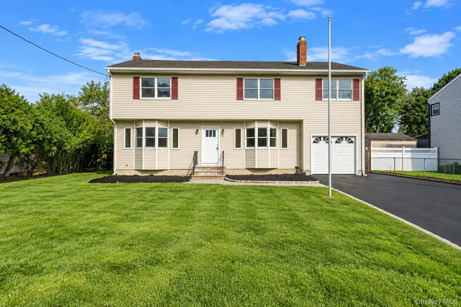 35 Colony Road, Selden, NY 11776 - #2