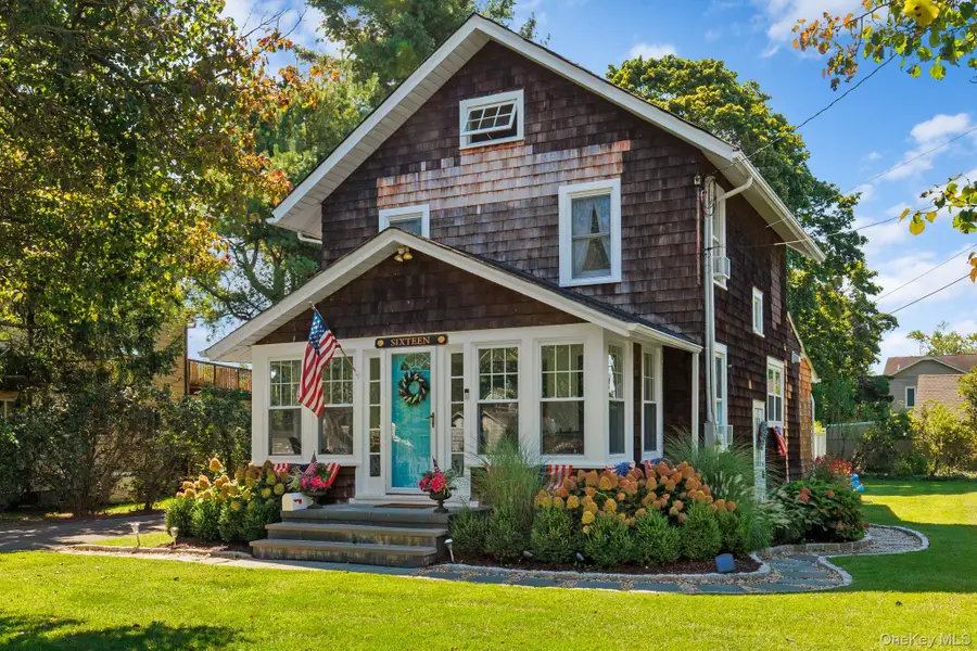 16 Robbins Avenue, Amityville, NY 11701 - #2
