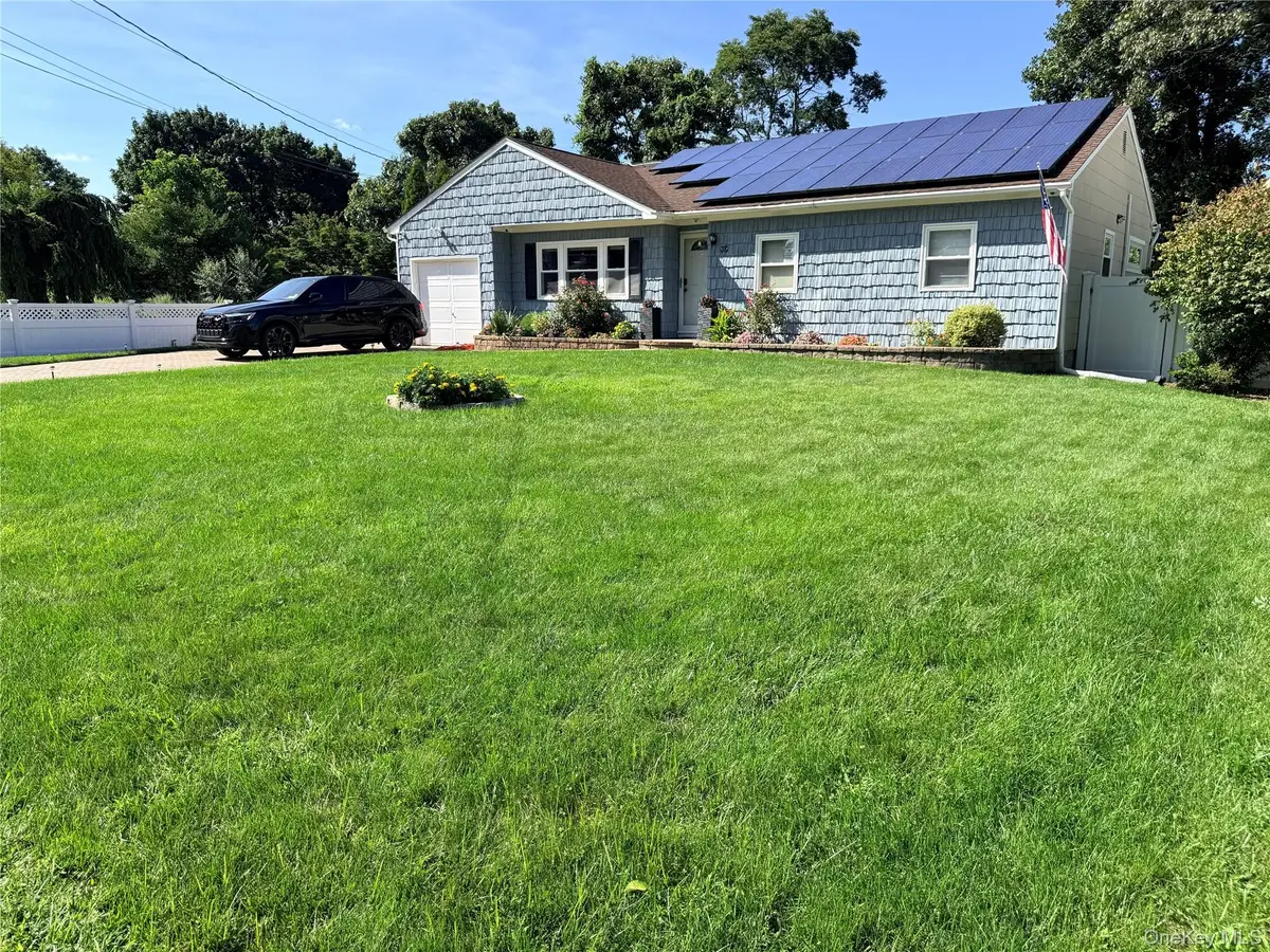 35 Ranch Drive, Shirley, NY 11967 - #1