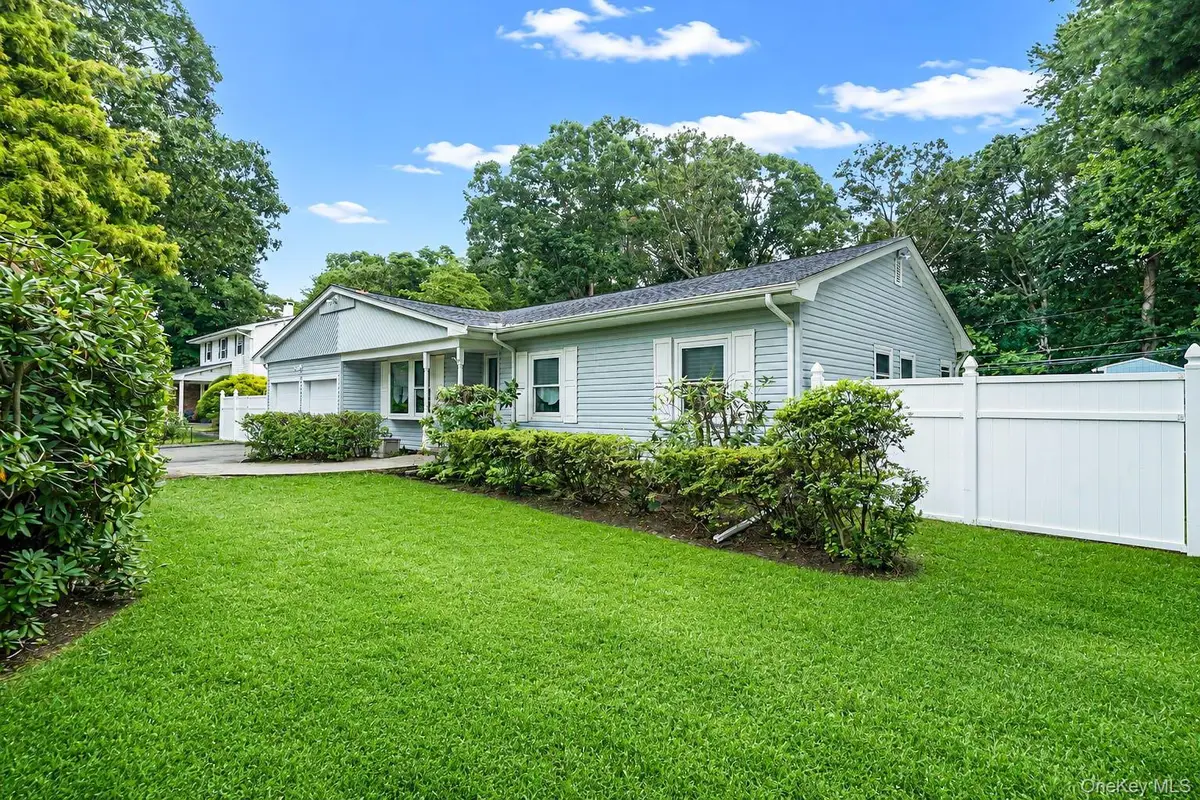 12 Beecher Street, Coram, NY 11727 - #1