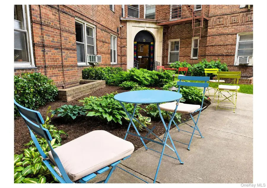73-12 35th Avenue #E3, Jackson Heights, NY 11372 - #3
