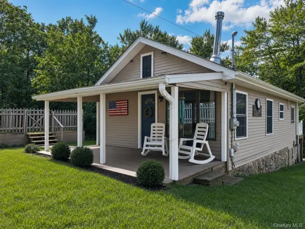 36 Paradise Trail, Monroe, NY 10950