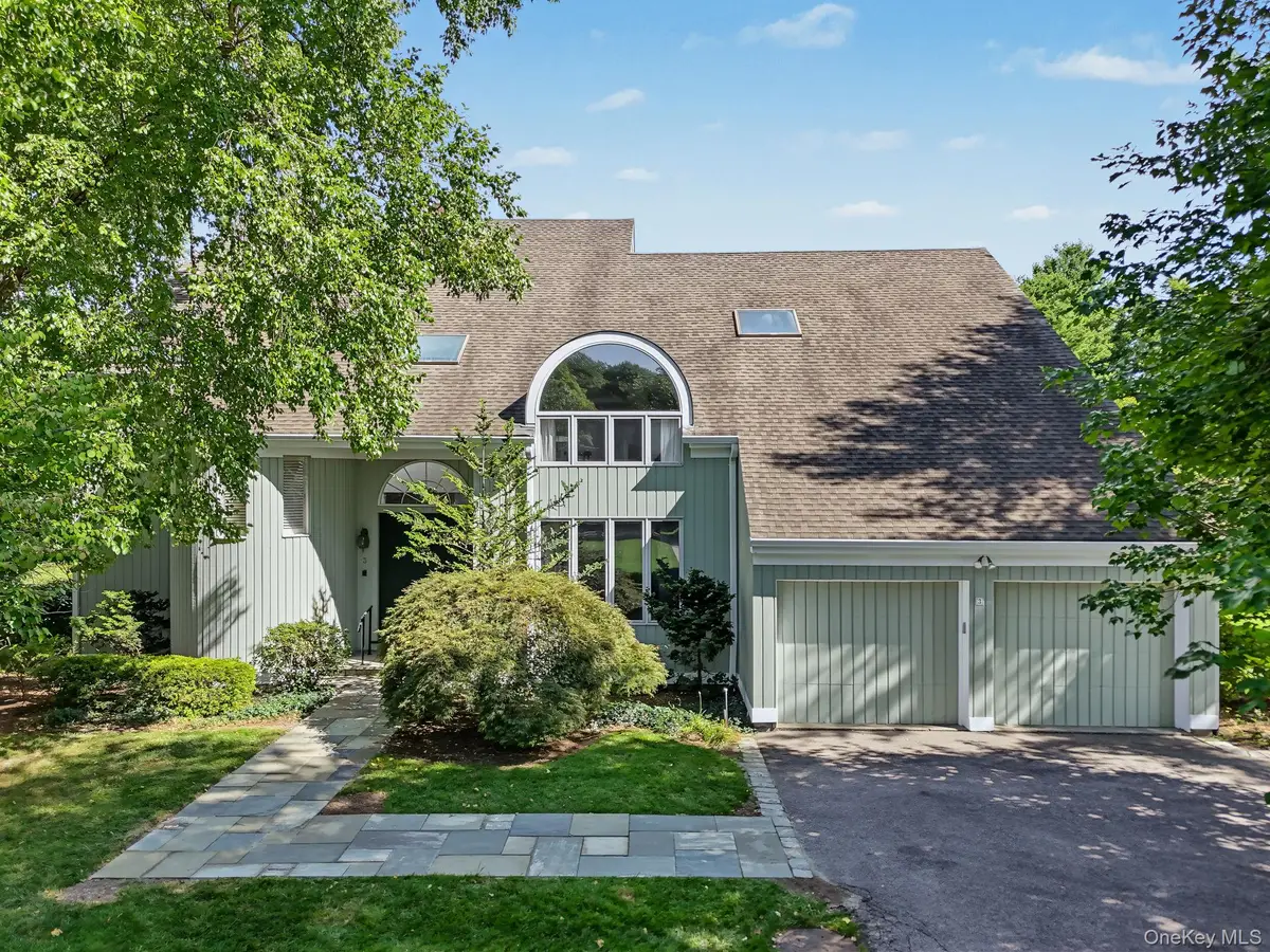 3 Pondview W, Purchase, NY 10577 - #1
