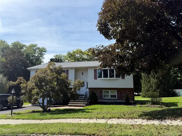 96 Lake Nanuet, Nanuet, NY 10954