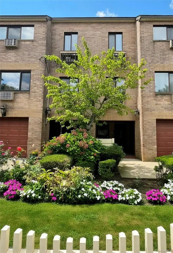 153-14 83rd Street #5D-U, Howard Beach, NY 11414