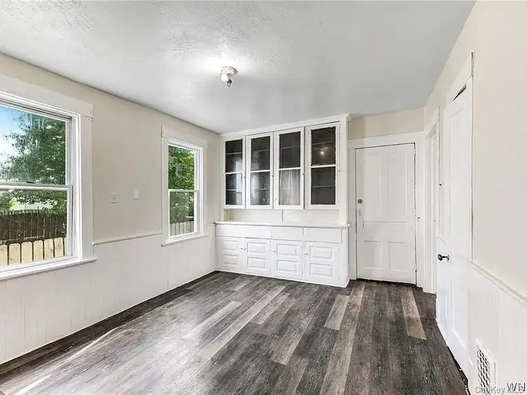 76 Chester St, Buffalo, NY 14208 - #3