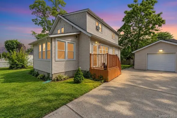 116 Saint Johns Street, Central Islip, NY 11722