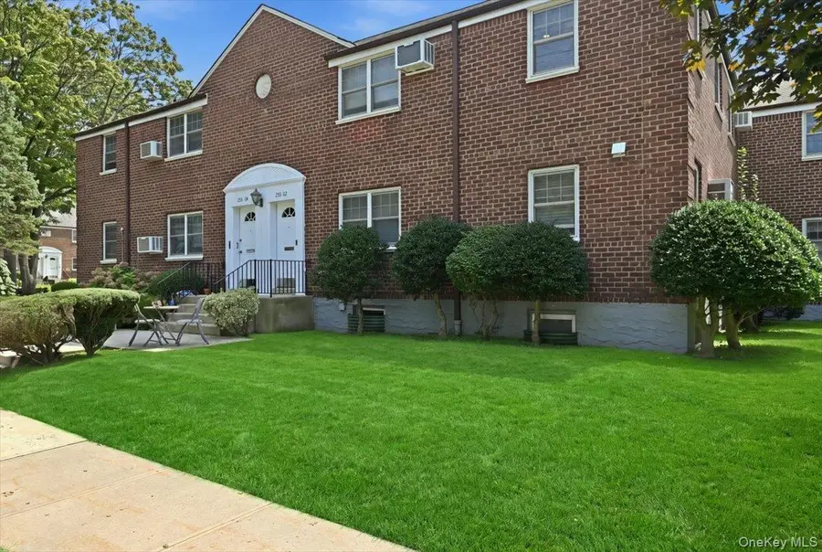 25502 61st Avenue #3-902, Little Neck, NY 11362 - #3