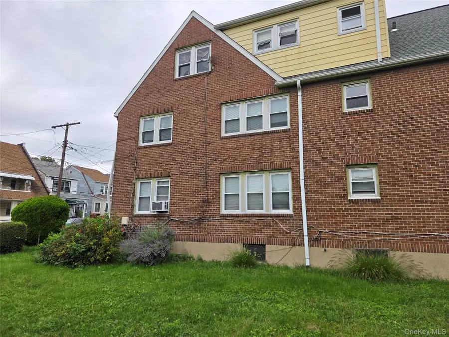 341 S 9th Avenue, Mount Vernon, NY 10550 - #3