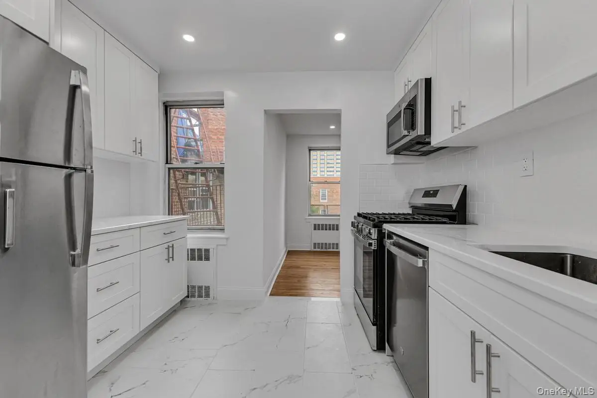 65-35 Yellowstone . Boulevard #6F, Forest Hills, NY 11375 - #1