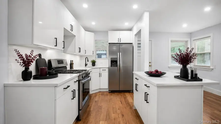 4081 Grace Avenue, Bronx, NY 10466 - #3