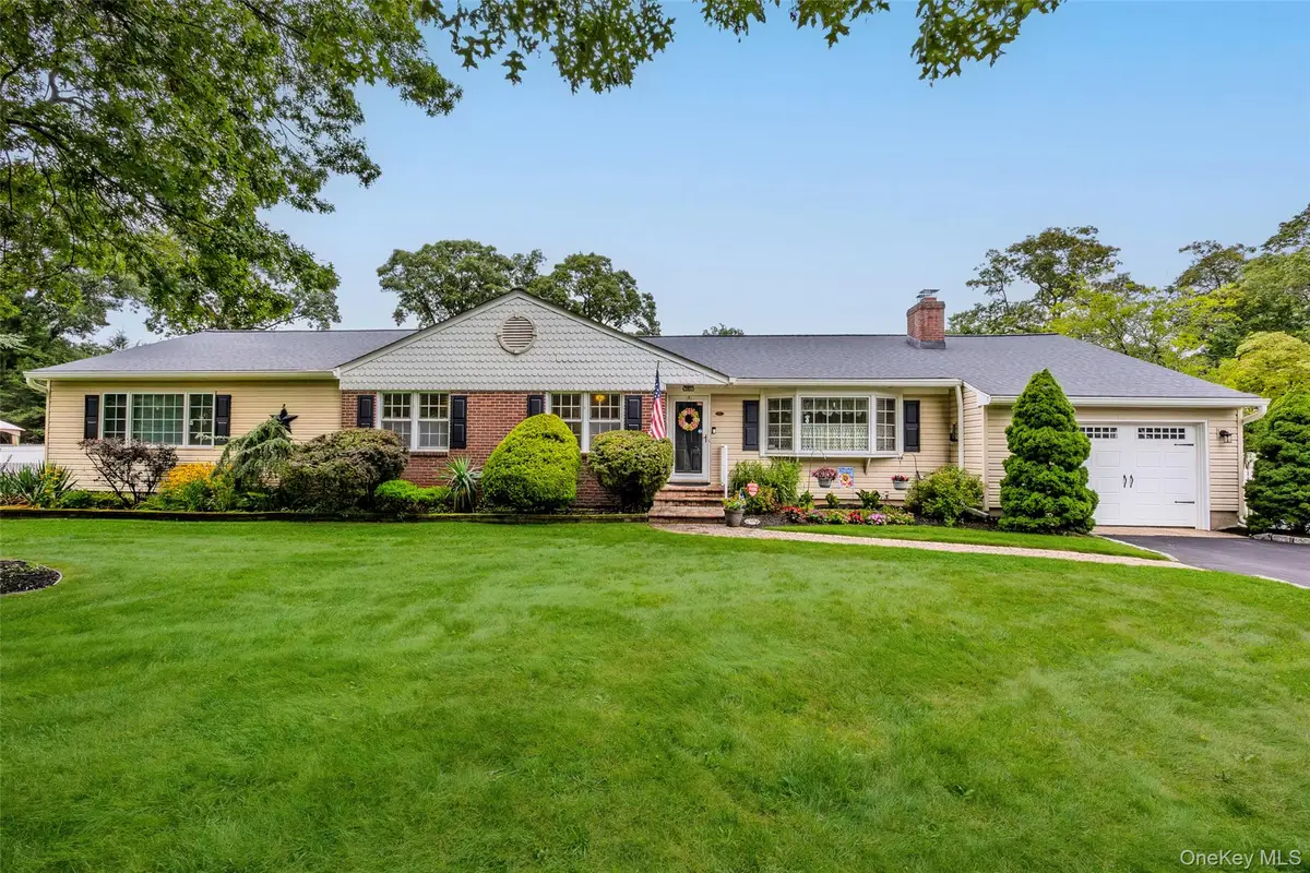 67 Broadway, Smithtown, NY 11787 - #1