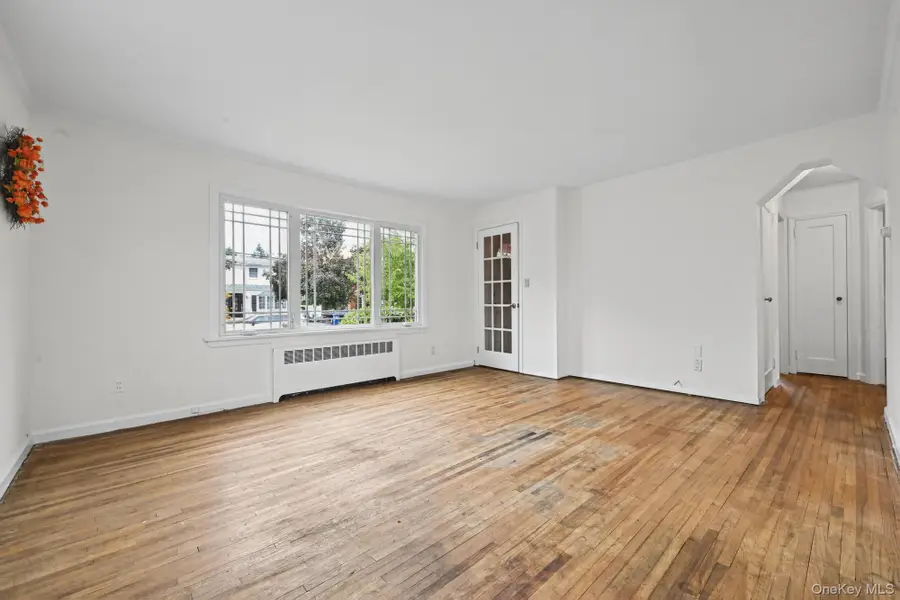 32 Brenner Avenue, Bethpage, NY 11714 - #3