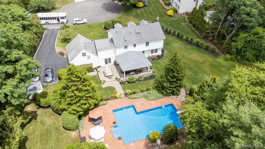 17 Lemark Court, East Setauket, NY 11733 - #2