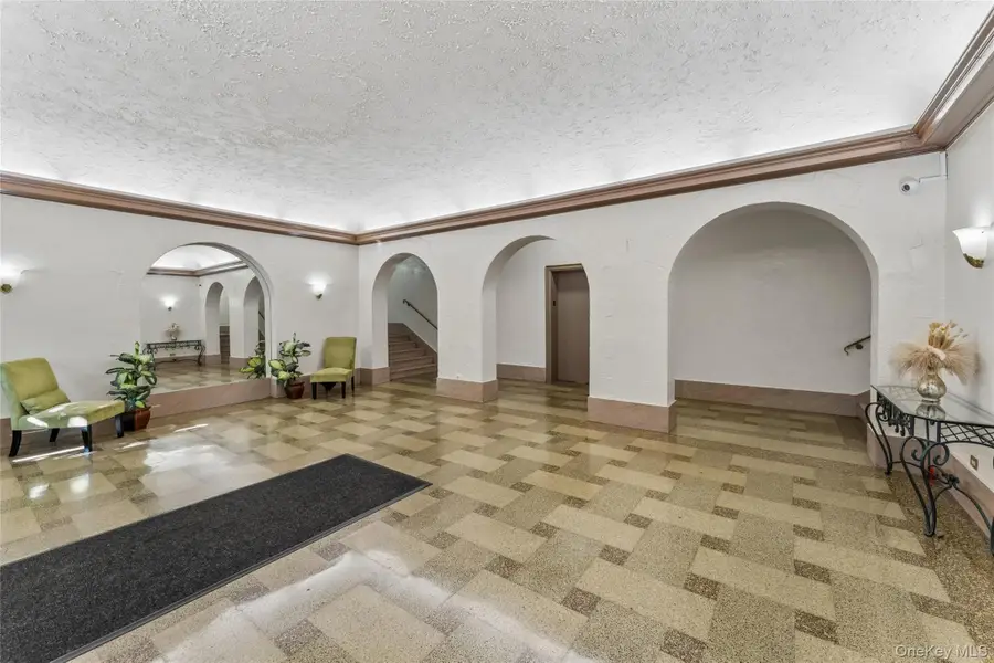 475 Bronx River Road #3F, Yonkers, NY 10704 - #3