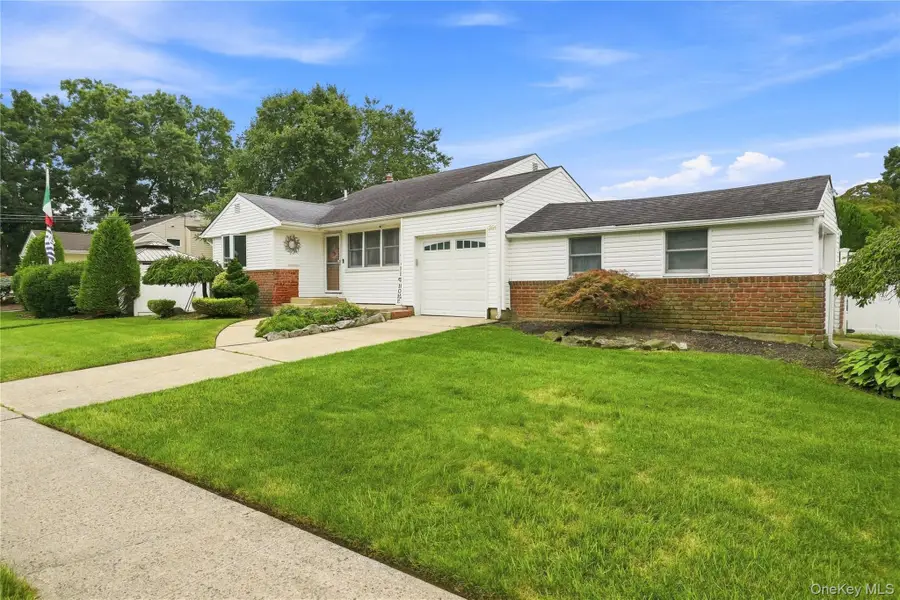 220 S Park Drive, Massapequa Park, NY 11762 - #3
