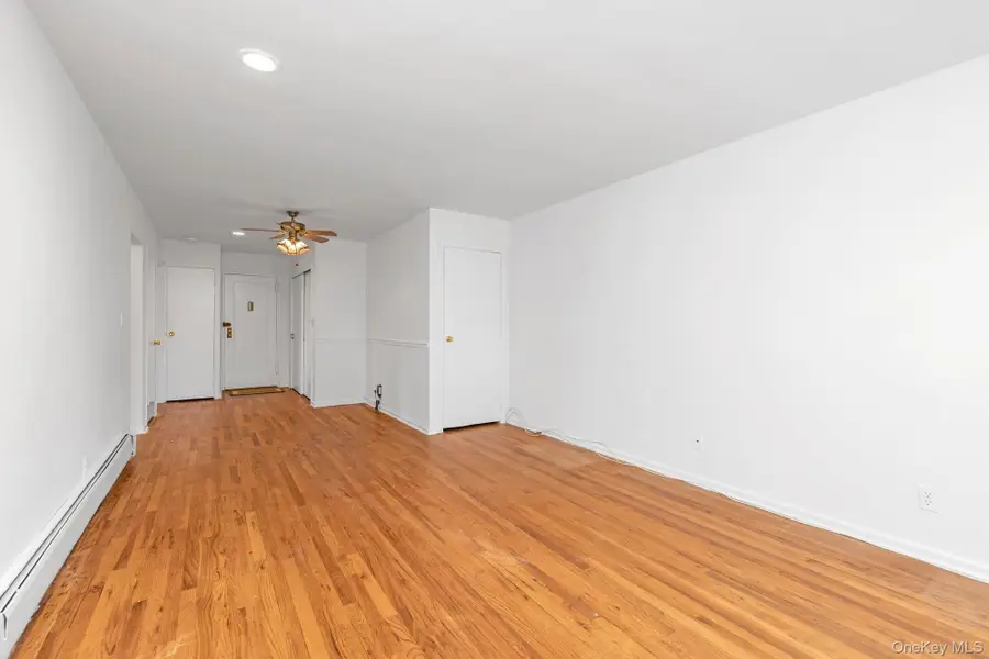 1197 E Broadway #K24, Hewlett, NY 11557 - #3