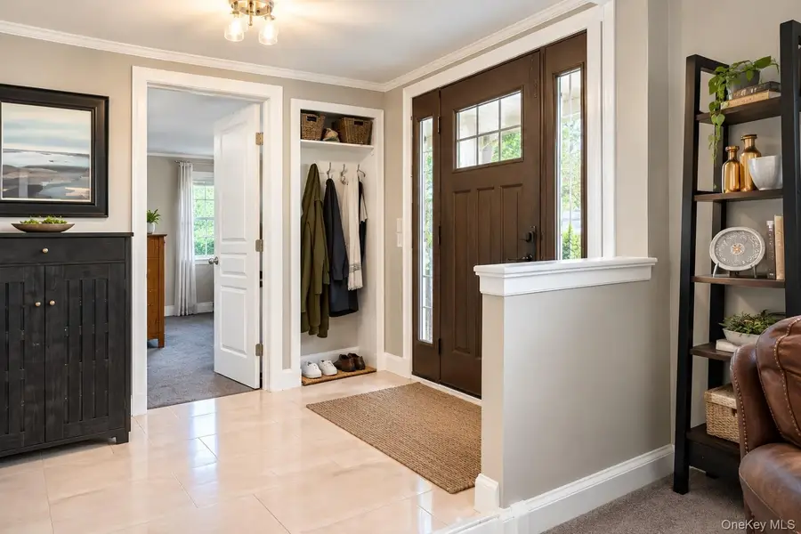 39 Harriet Lane, Huntington, NY 11743 - #2