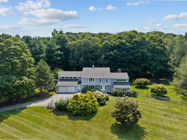 25 Charles Road, Bedford Corners, NY 10549
