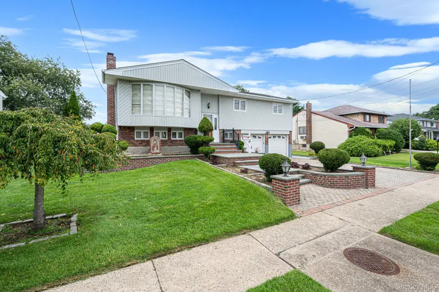 21 Page Drive, Hicksville, NY 11801 - #3