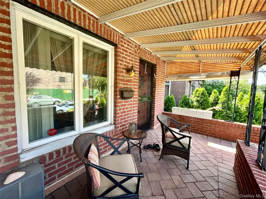 Address Withheld By Seller, Rego Park, NY 11374 - #2