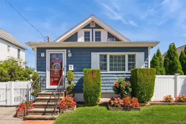 99 Barwick Street, Floral Park, NY 11001