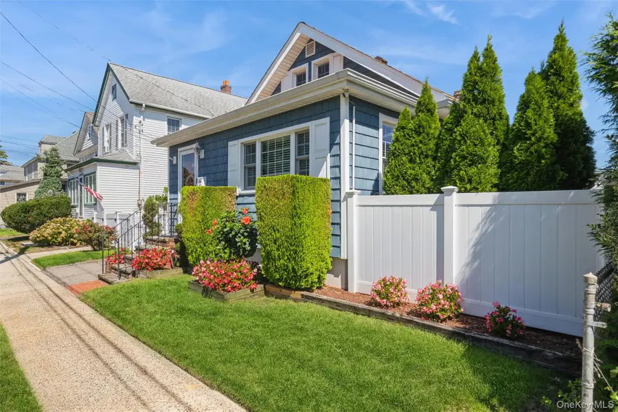 99 Barwick Street, Floral Park, NY 11001 - #2