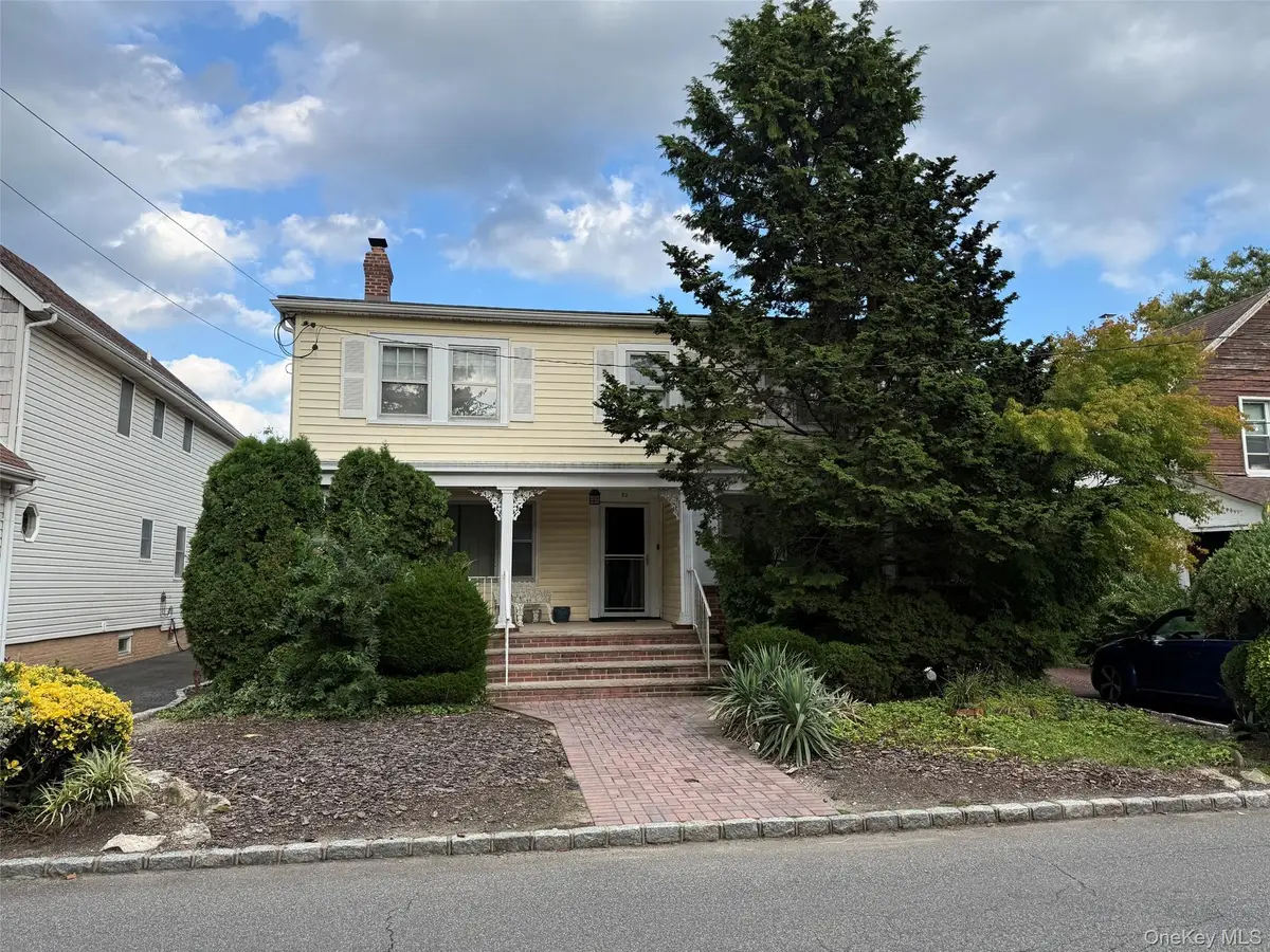 82 Auerbach Lane, Lawrence, NY 11559 - #1