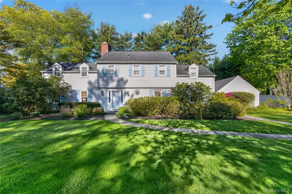 21 Weir Lane, Locust Valley, NY 11560