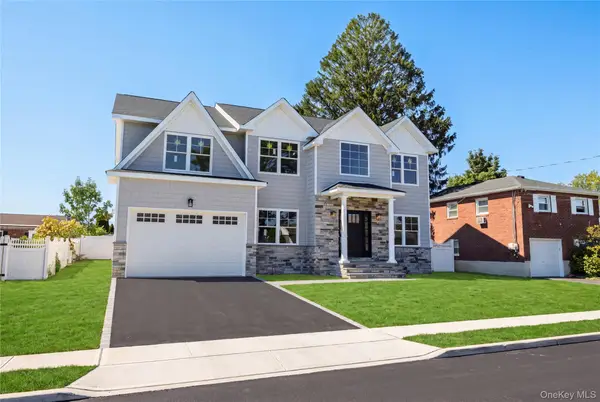 366 Broadway, Massapequa Park, NY 11762