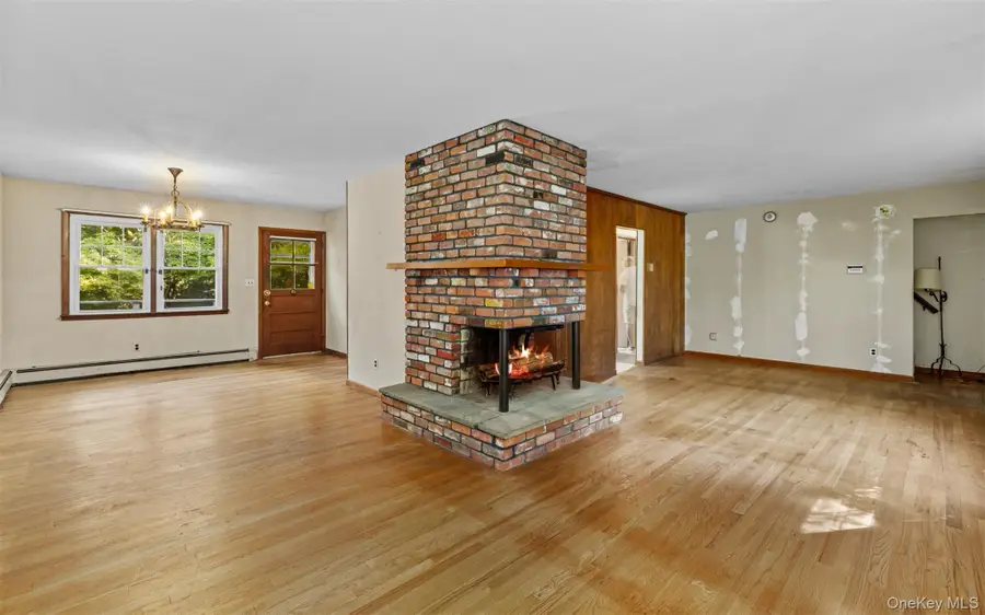 11 Woodycrest Drive, Northport, NY 11768 - #2
