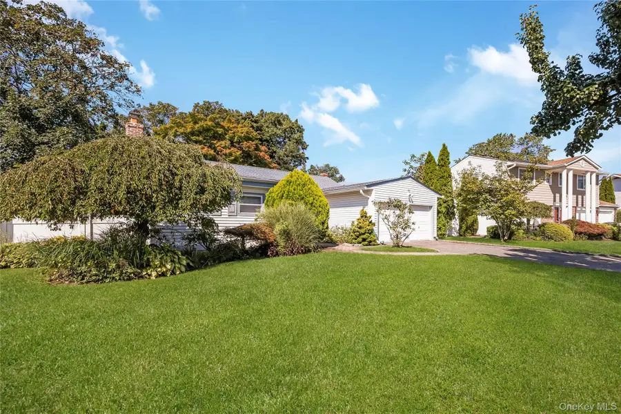 52 Voorhis Drive, Old Bethpage, NY 11804 - #2