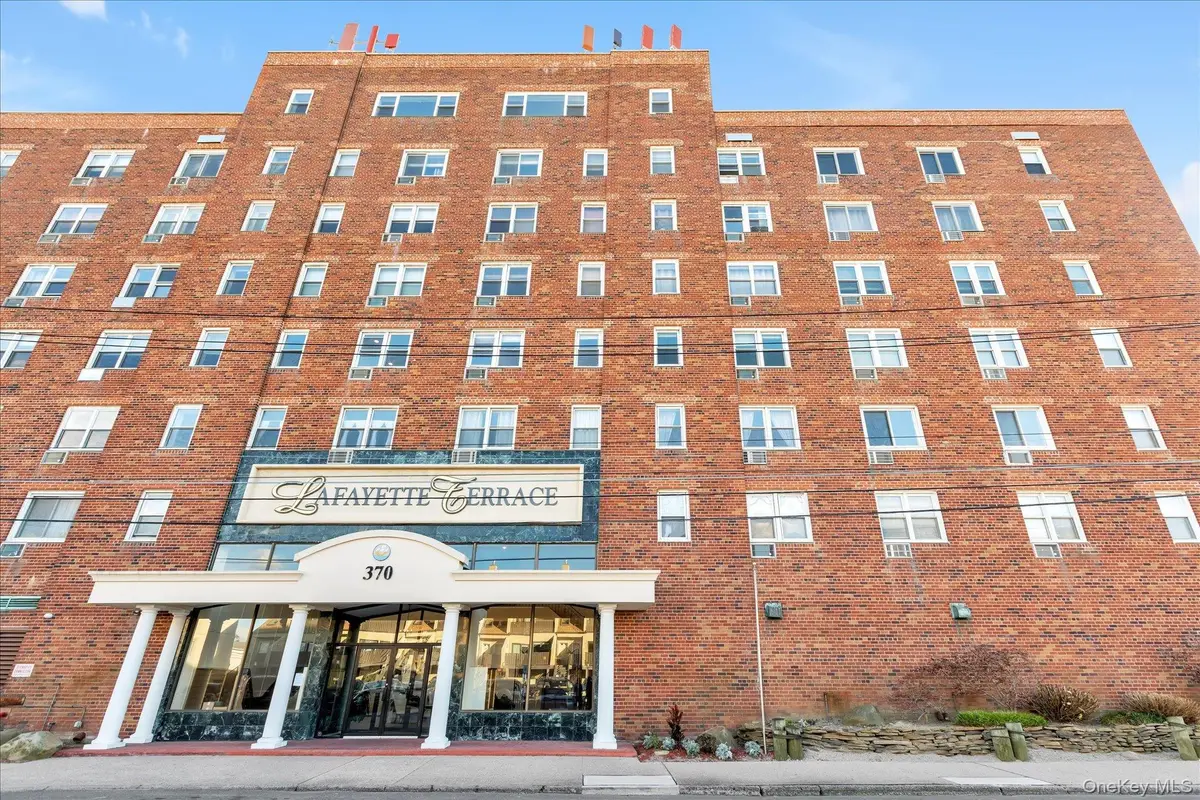 370 W Broadway #5K, Long Beach, NY 11561 - #1