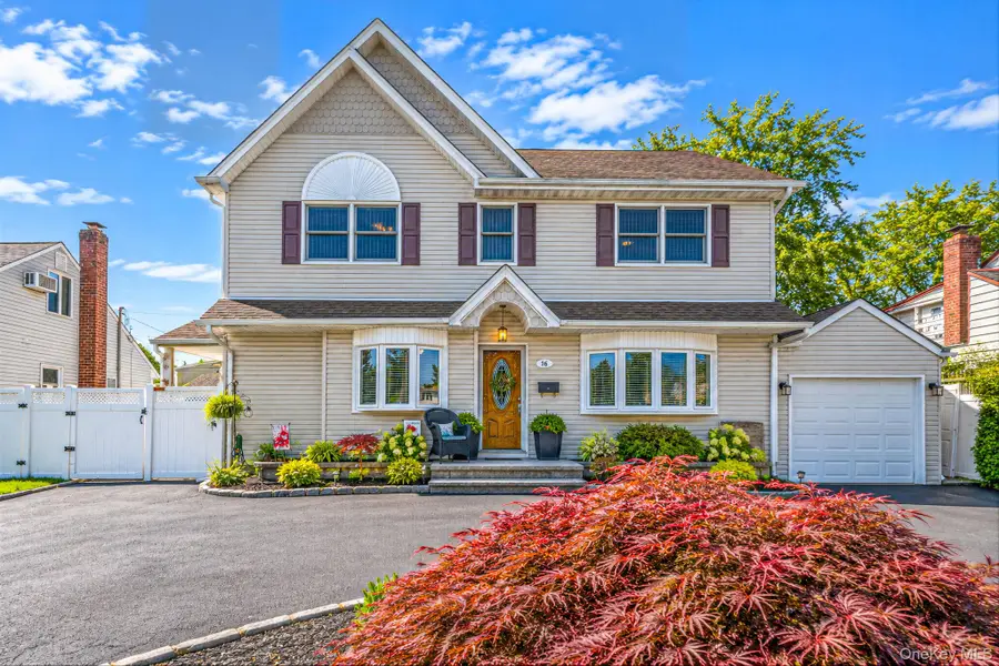 16 Salem Road, Hicksville, NY 11801 - #2