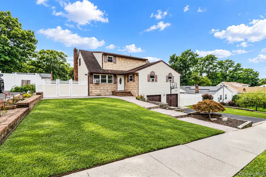 12 Carston Street, Selden, NY 11784 - #3